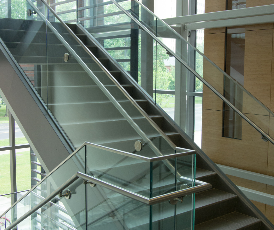 شركة تركيب هاندريل زجاج في دبي